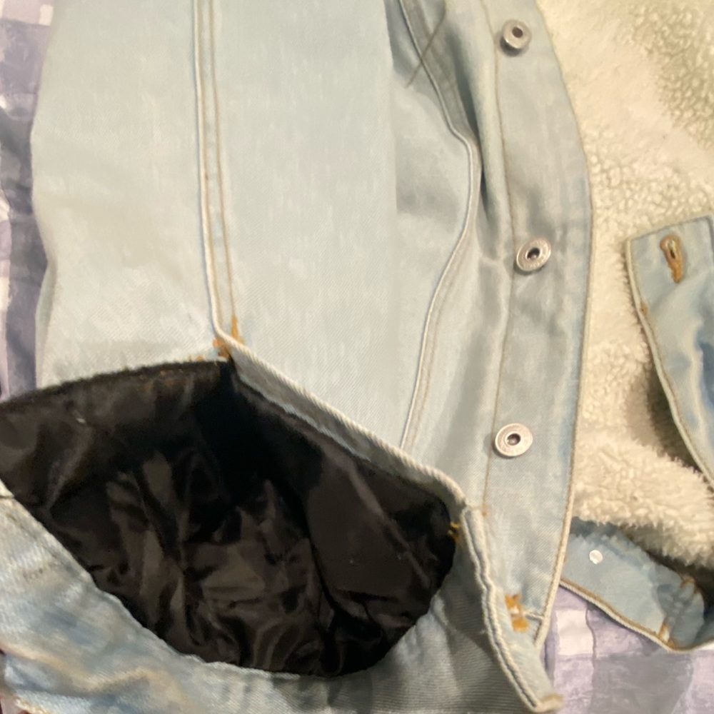 Denim jean jacket SIZE: XL - Picture 9 of 9